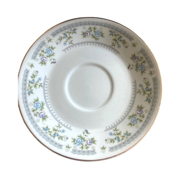 Vintage China Saucer‎ - Floral Design in White, Pink, & Blue - 6 Inches Round - Picture 5 of 5